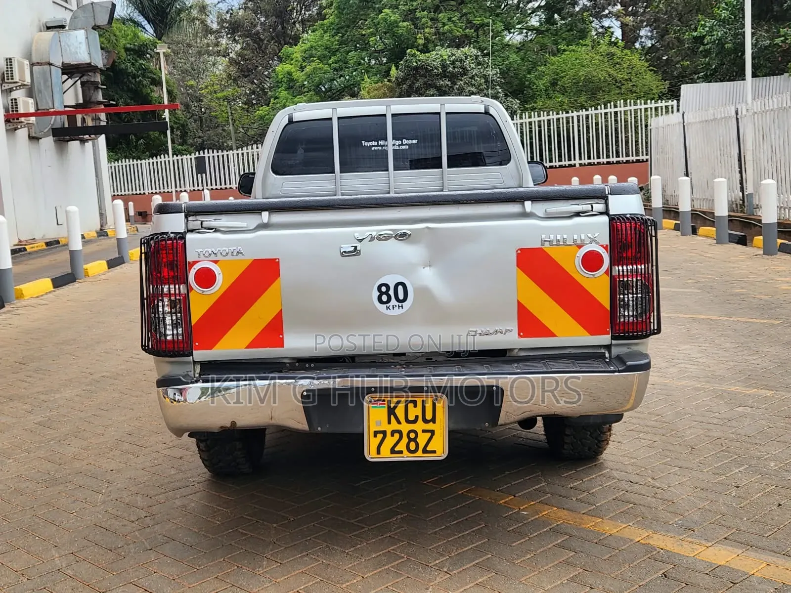 Toyota Hilux 2012 Silver