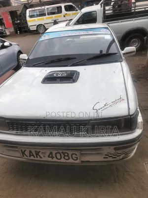 Toyota Corolla 1998 White