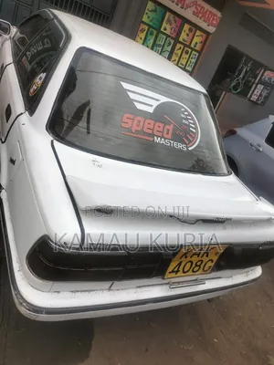 Toyota Corolla 1998 White