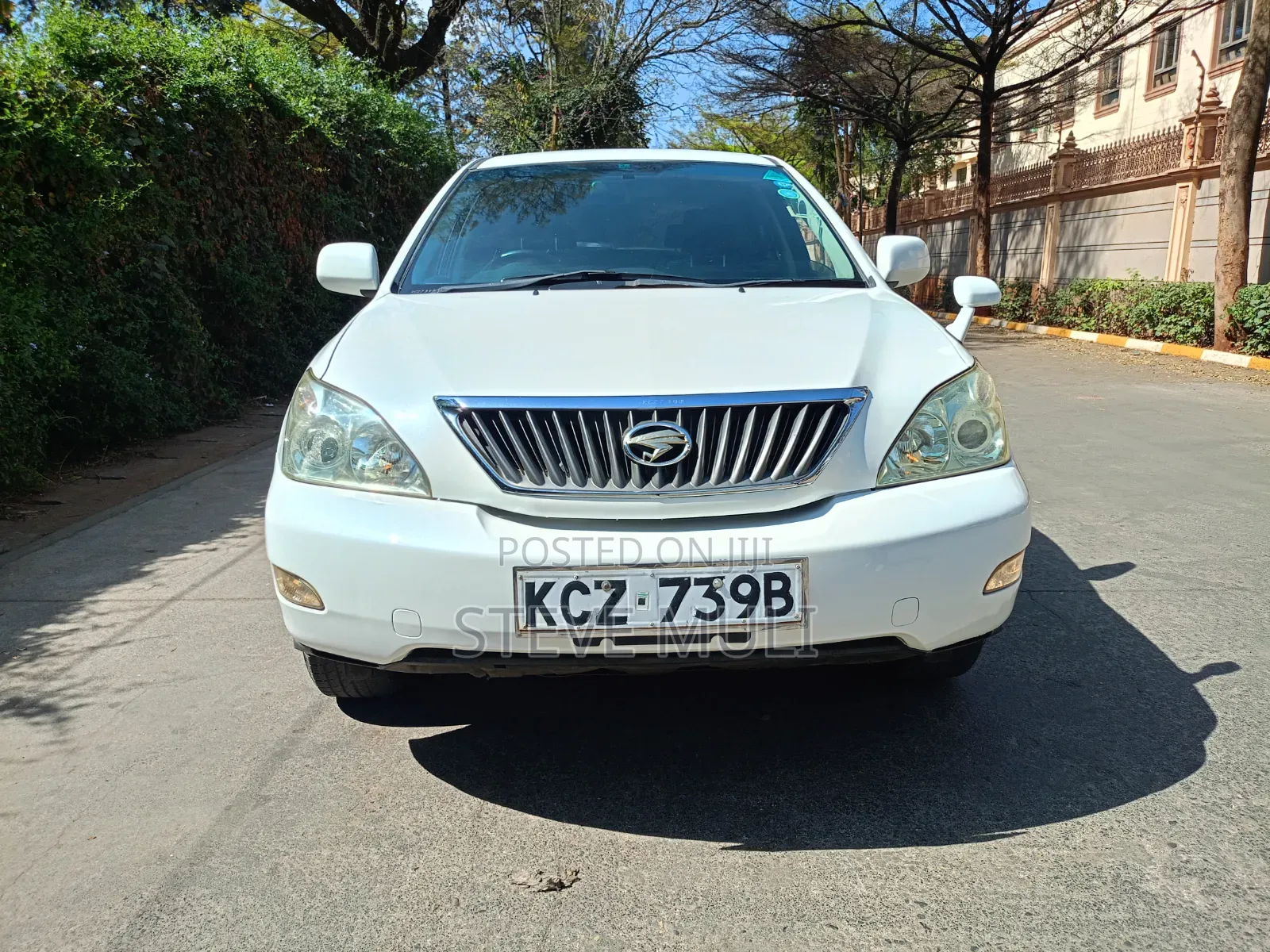 Toyota Harrier 2012 White