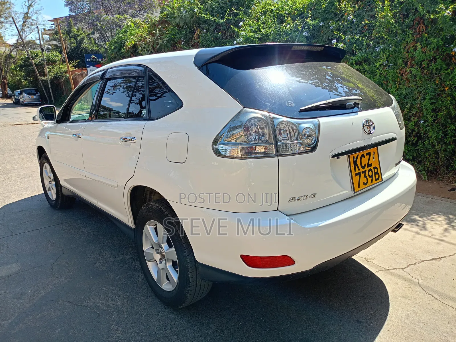Toyota Harrier 2012 White