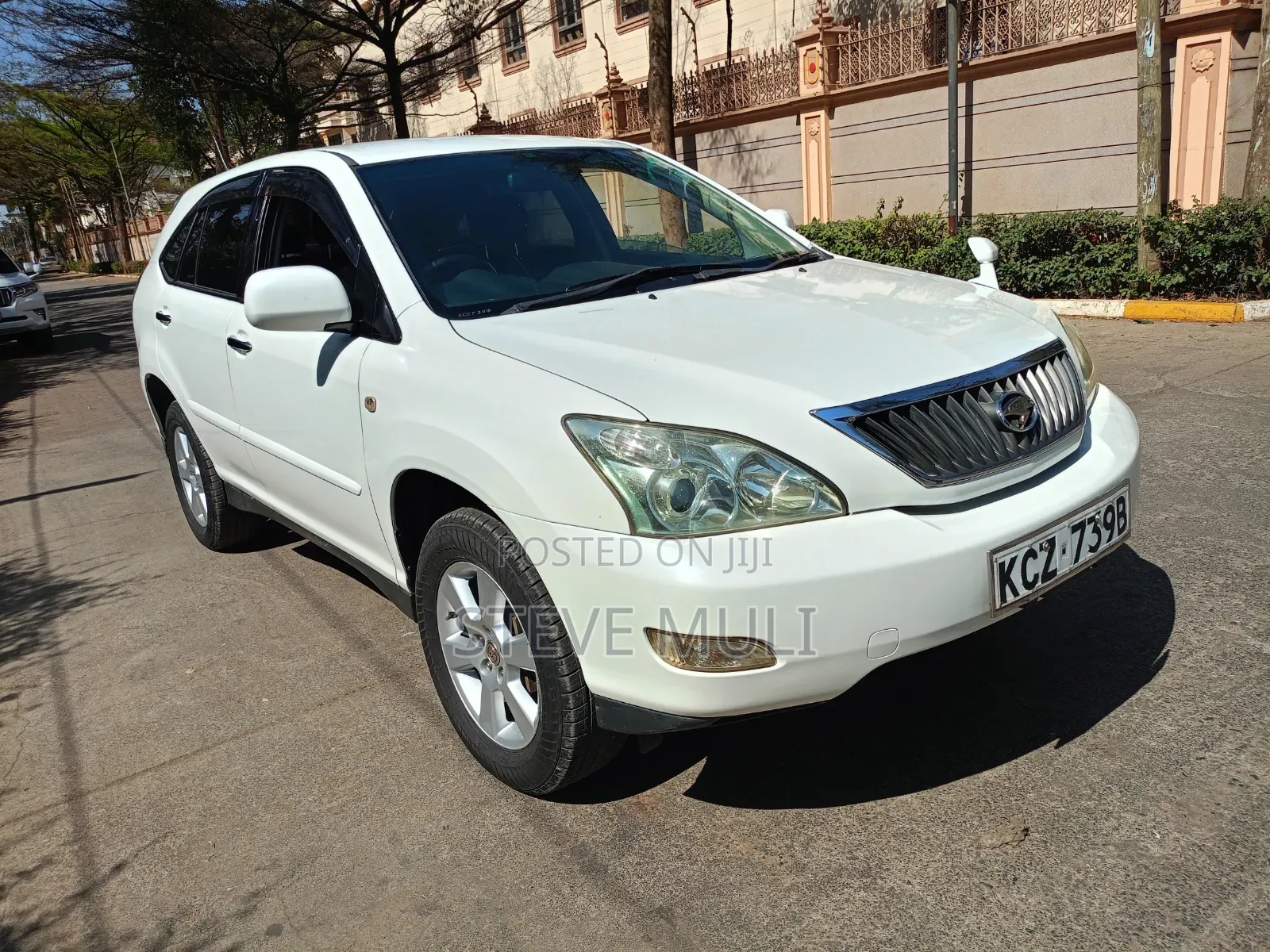 Toyota Harrier 2012 White