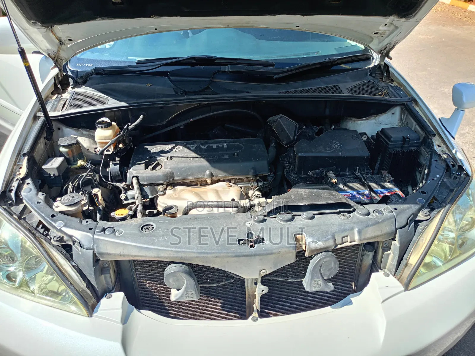 Toyota Harrier 2012 White