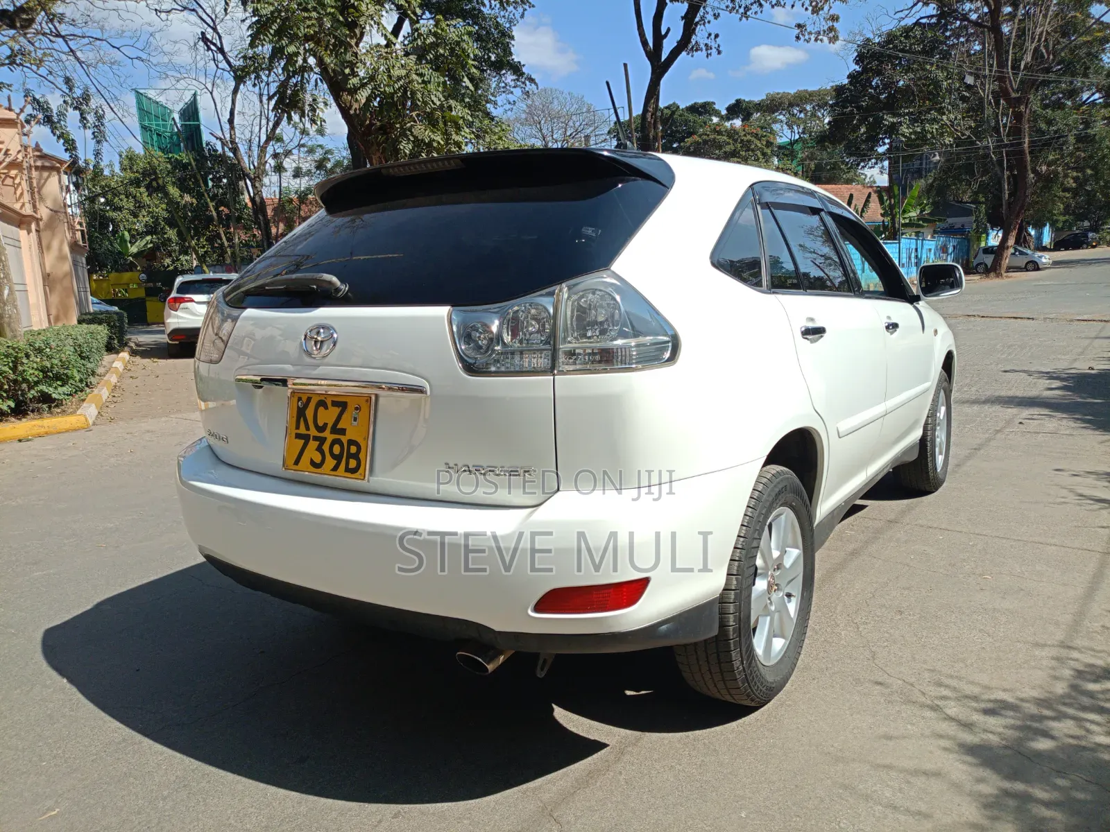 Toyota Harrier 2012 White