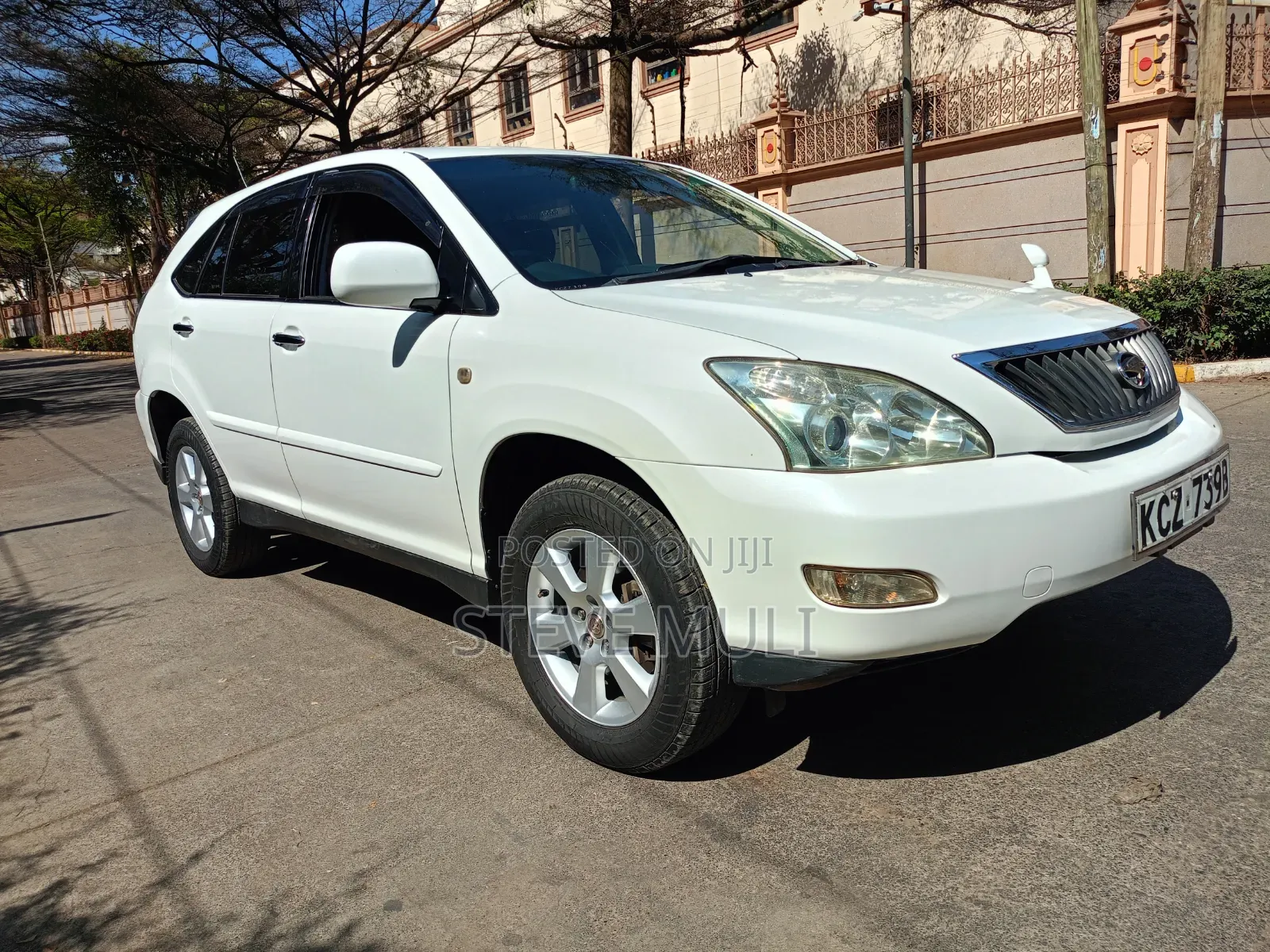 Toyota Harrier 2012 White