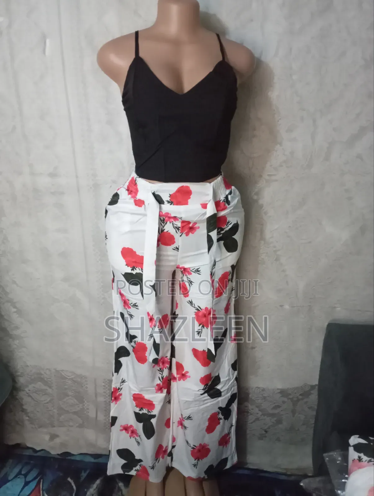 New 2 PCS Ladies Set Black Cami Crop Top+floral Wide Leg Pallazo,M,L