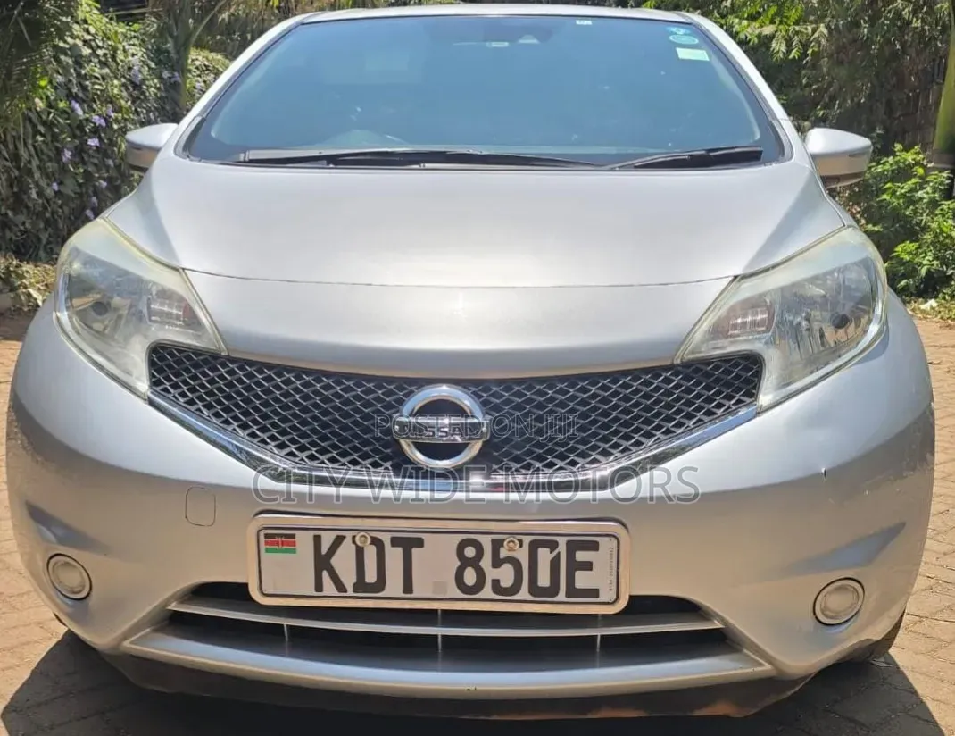 Nissan Note 2018 Silver