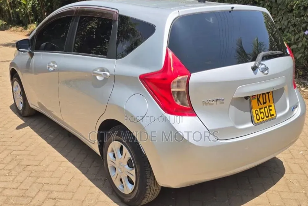 Nissan Note 2018 Silver