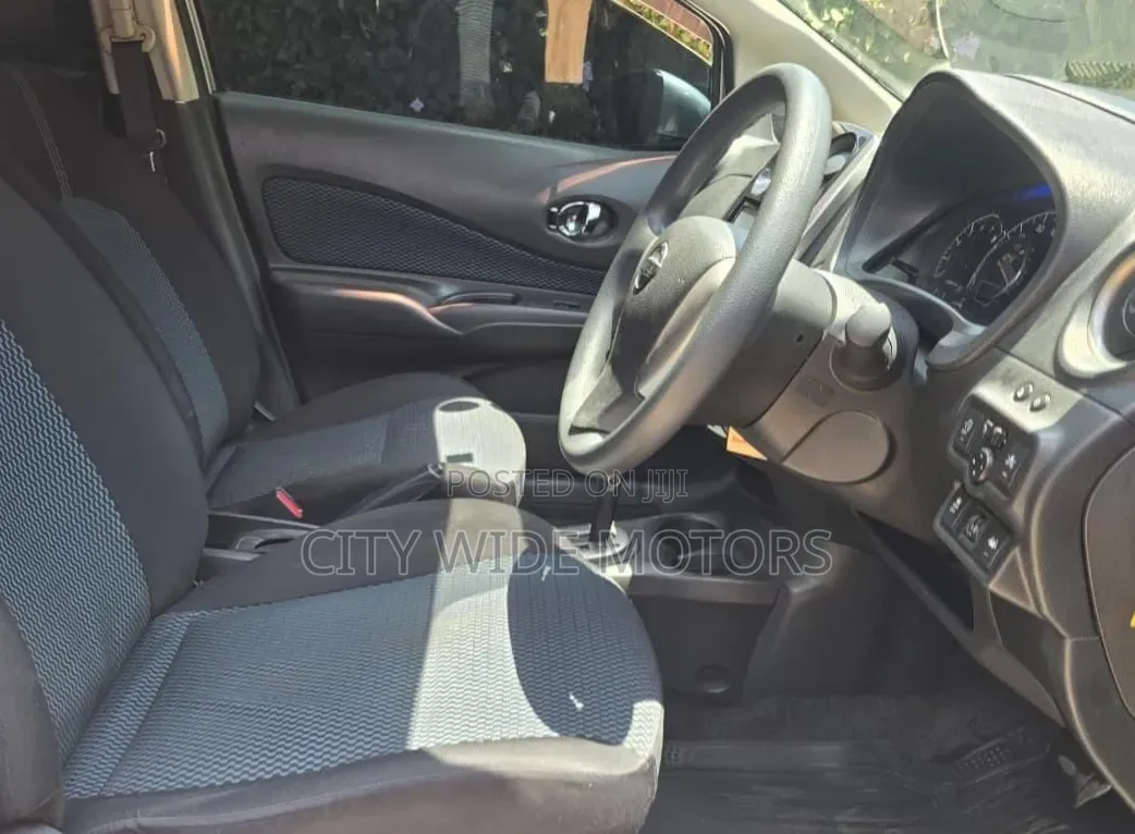 Nissan Note 2018 Silver