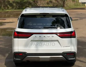 Lexus LX 2022 White