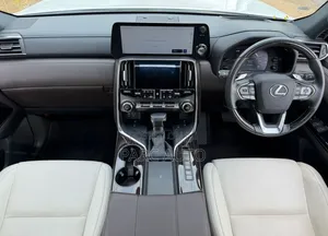 Lexus LX 2022 White