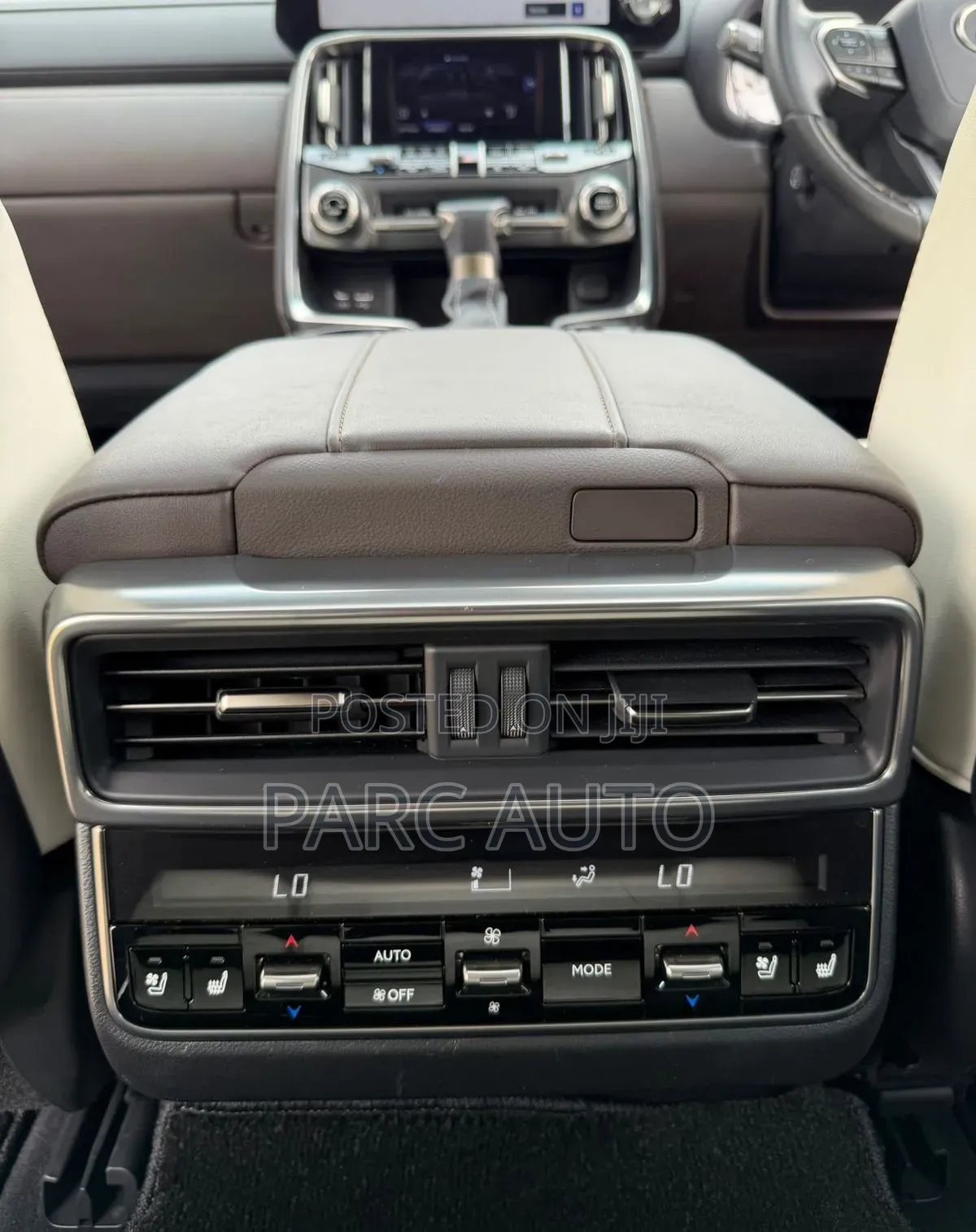 Lexus LX 2022 White