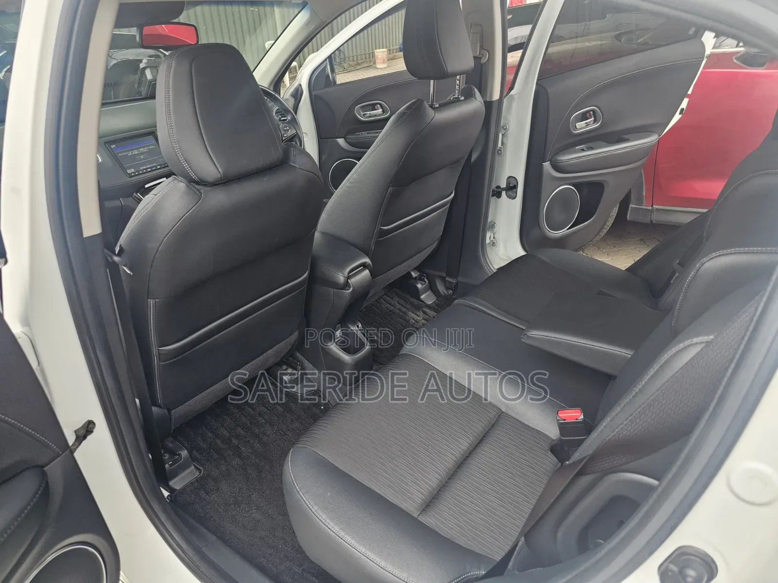 Honda Vezel 1.5 Hybrid 2WD 2019 Pearl