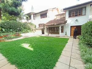 4bdrm Maisonette in Lavington, Valley Arcade for sale