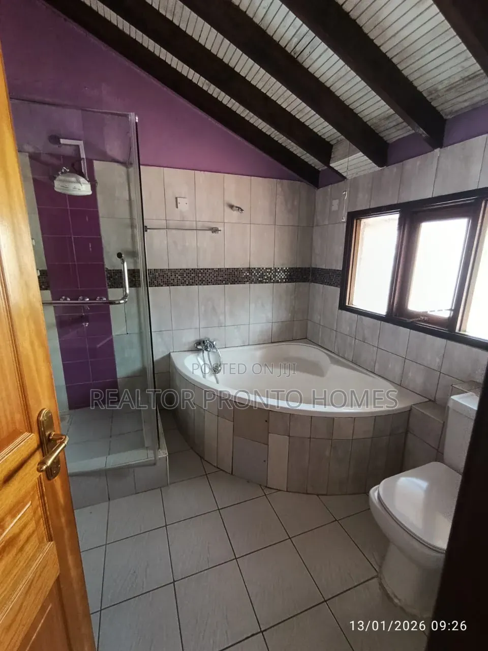 4bdrm Maisonette in Lavington, Valley Arcade for sale