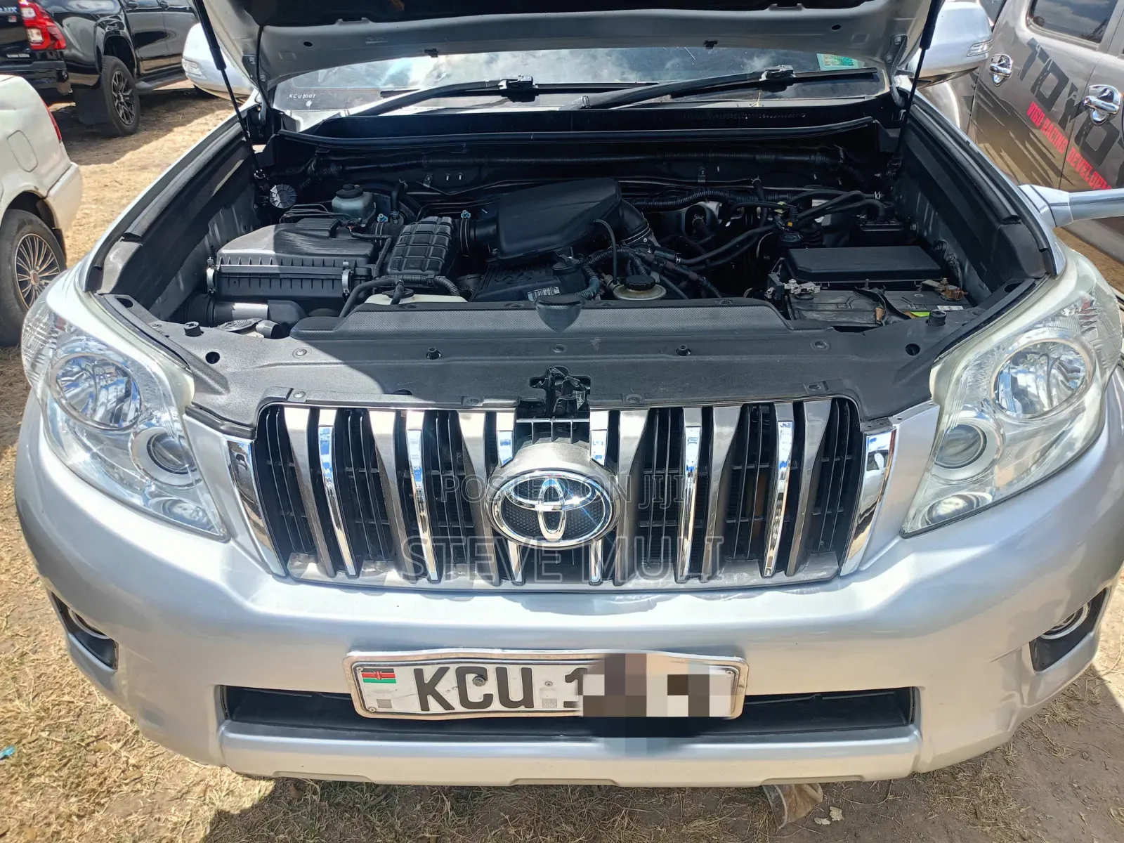 Toyota Land Cruiser Prado 2012 Silver