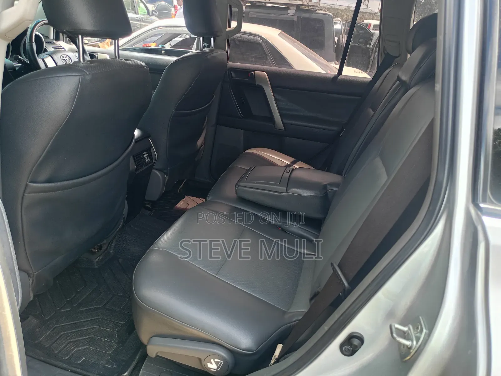 Toyota Land Cruiser Prado 2012 Silver