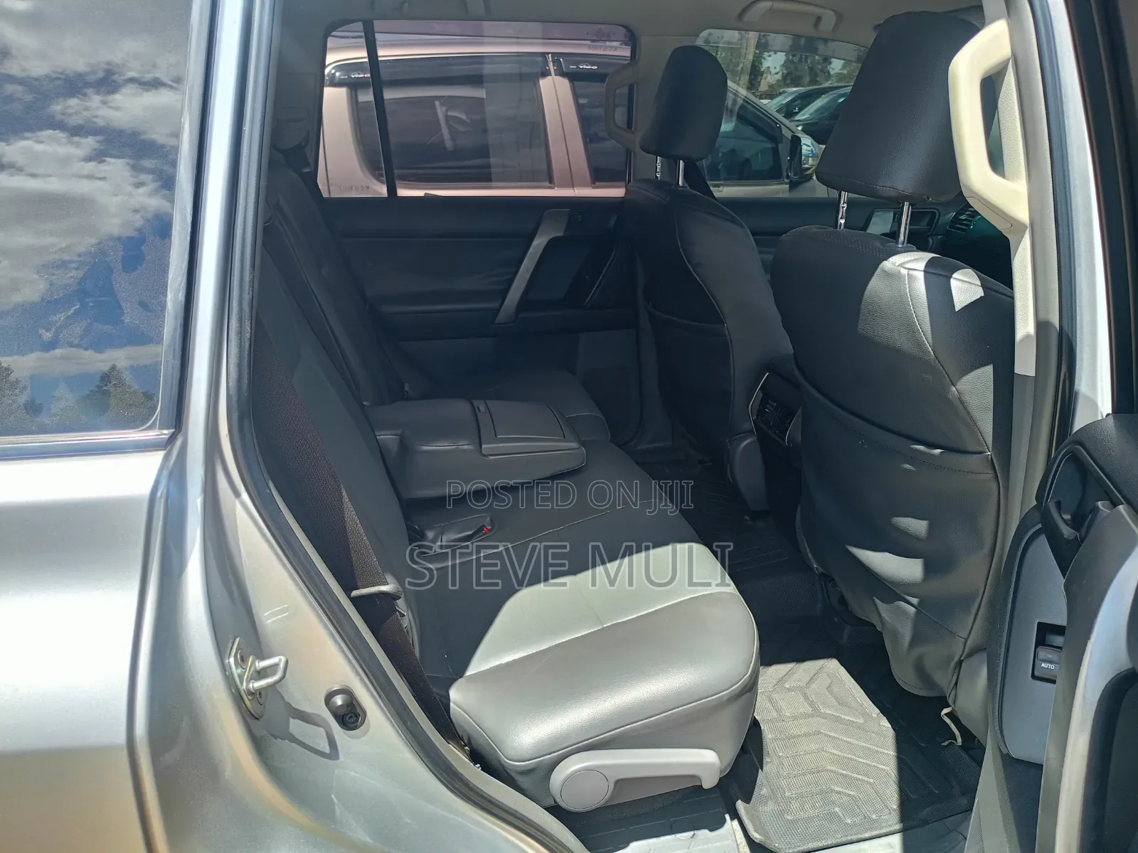 Toyota Land Cruiser Prado 2012 Silver