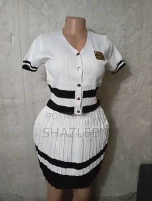 New 2 PCS Sweater Knit Skirt Set White and Black Varsity Small Medium