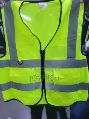Reflectors With Zip and Pockets