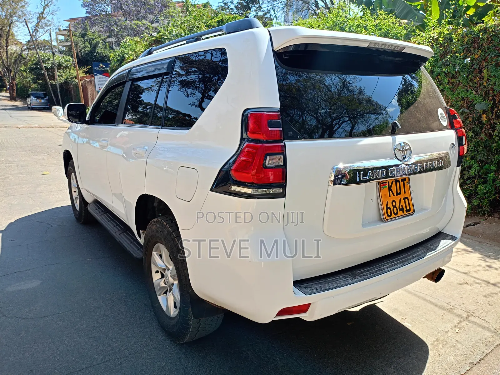 Toyota Land Cruiser Prado 2012 White