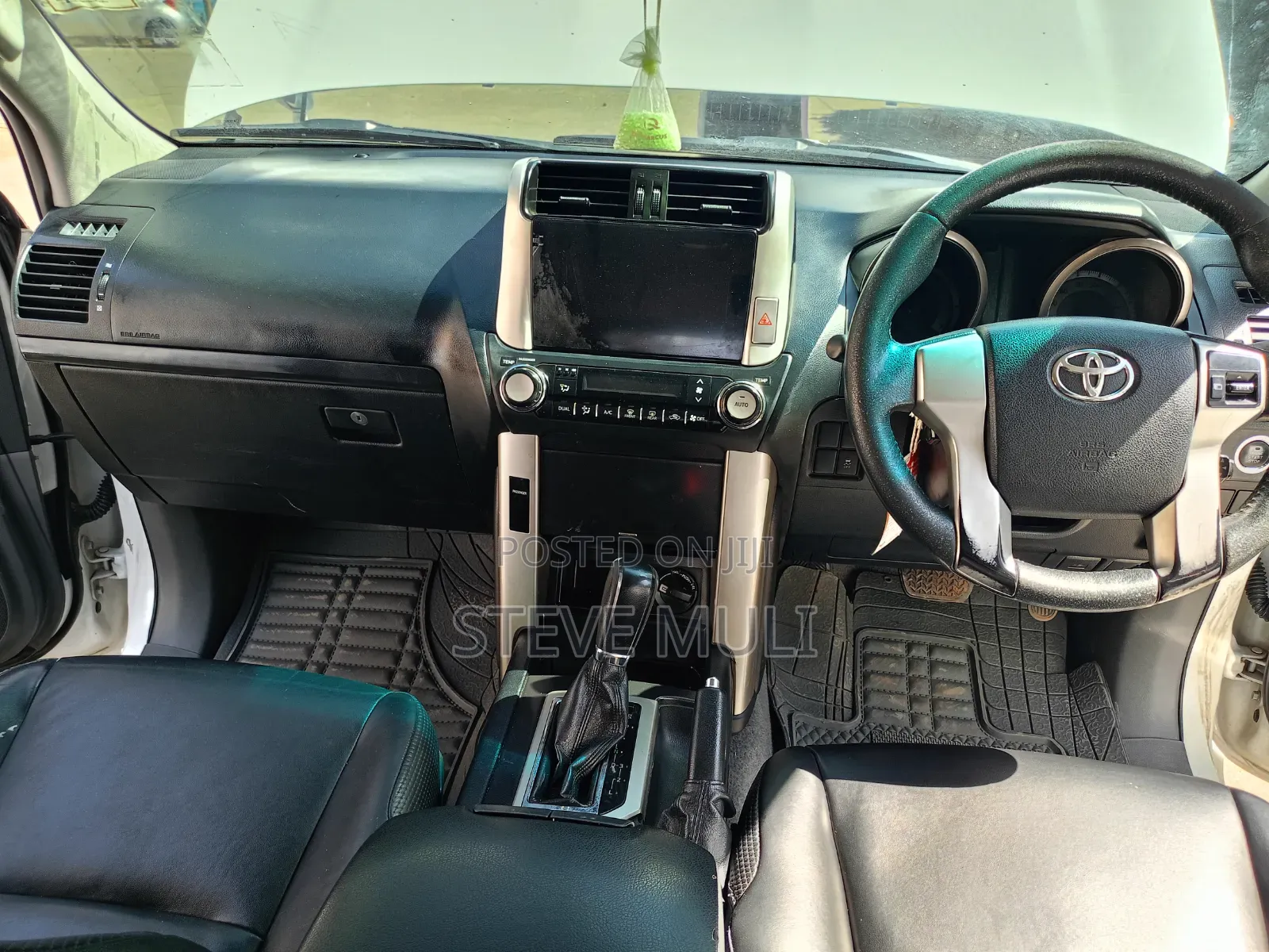 Toyota Land Cruiser Prado 2012 White