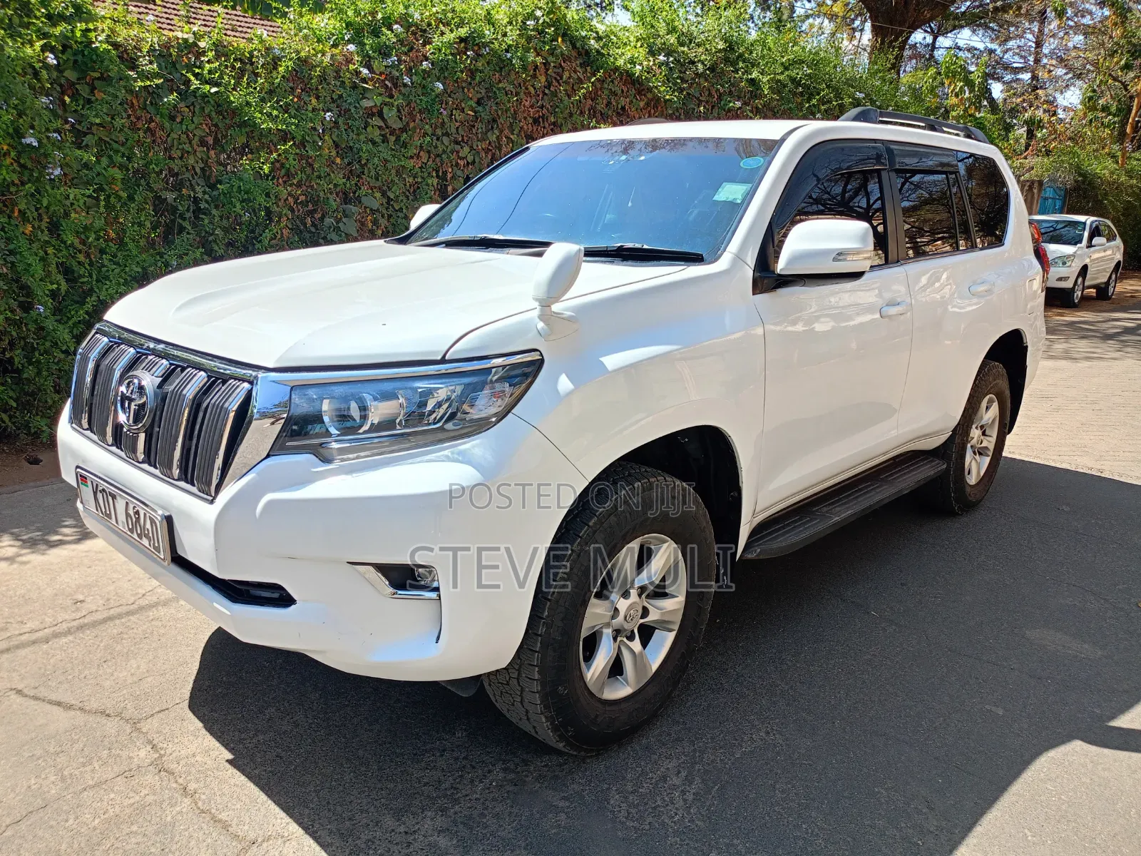 Toyota Land Cruiser Prado 2012 White