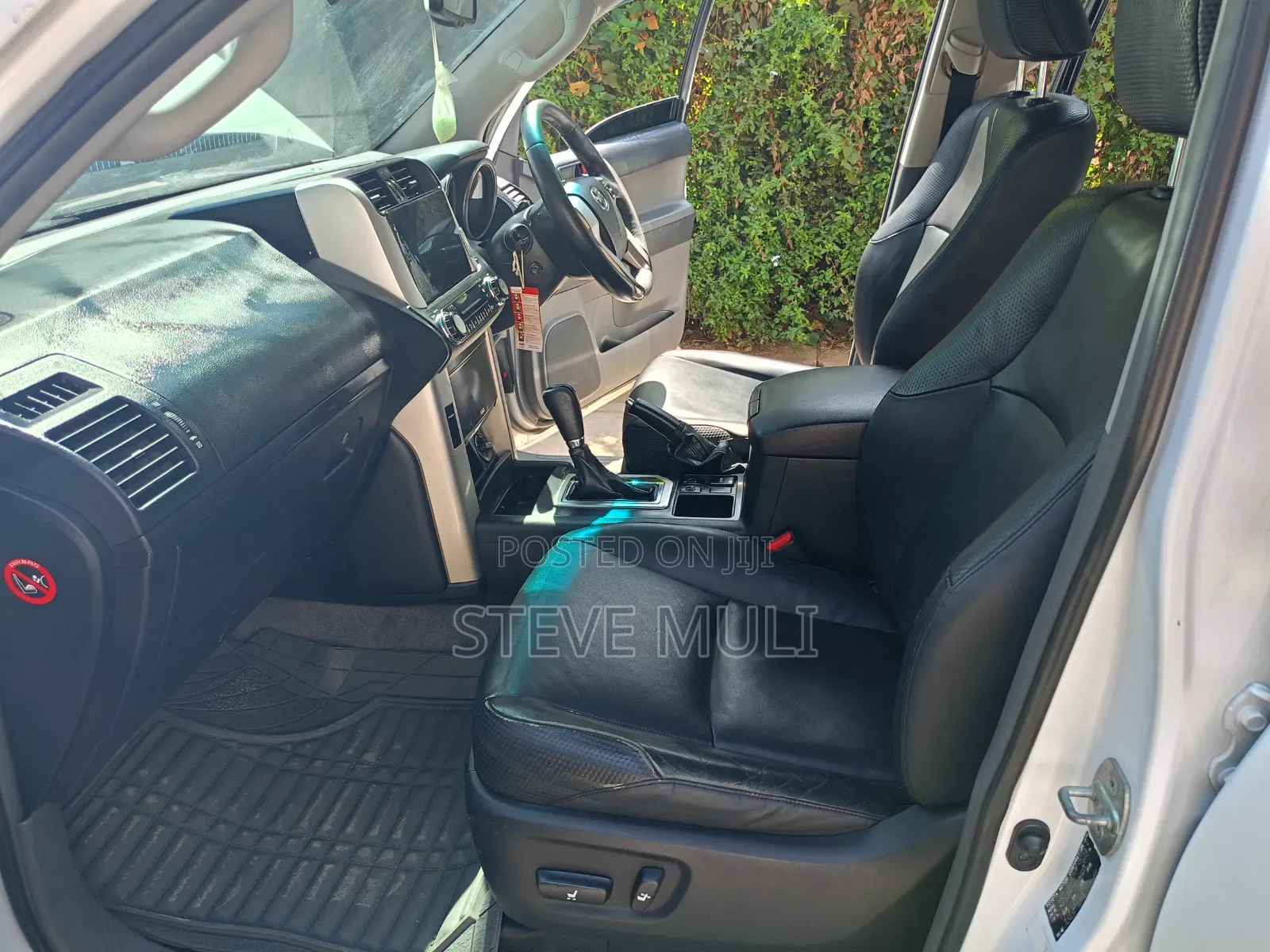 Toyota Land Cruiser Prado 2012 White