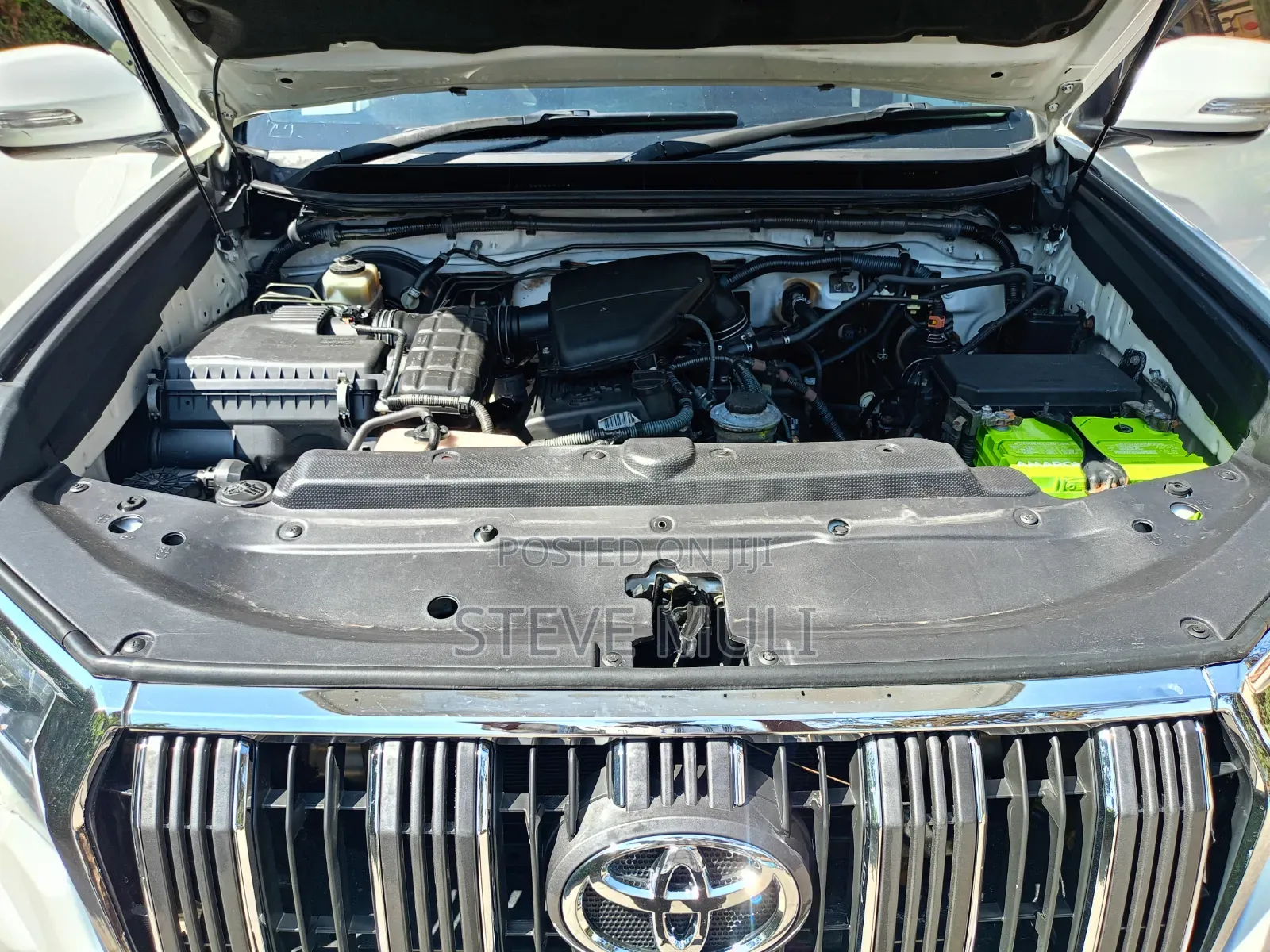 Toyota Land Cruiser Prado 2012 White