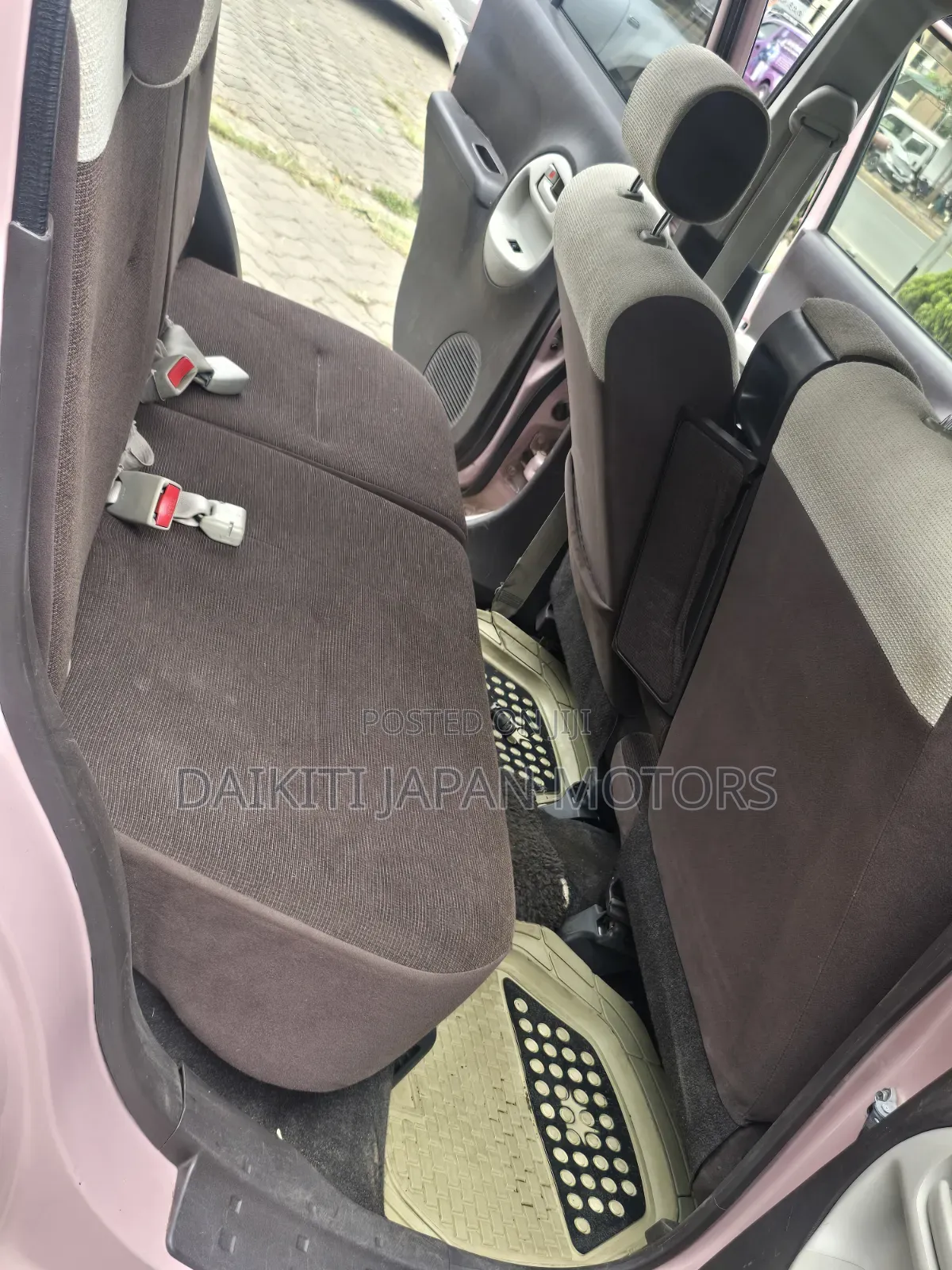 Toyota Passo 1.0 FWD 2014 Pink