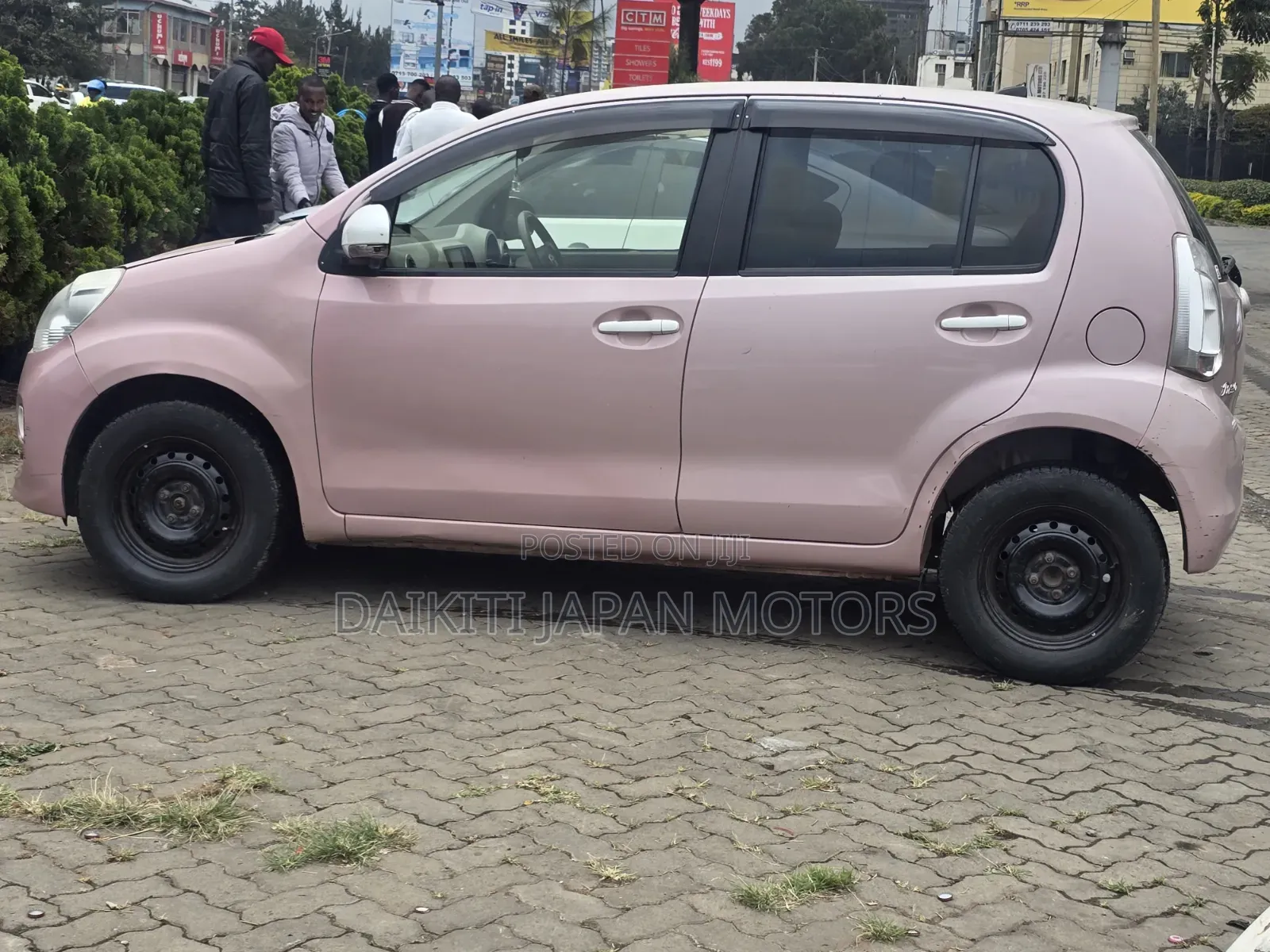 Toyota Passo 1.0 FWD 2014 Pink