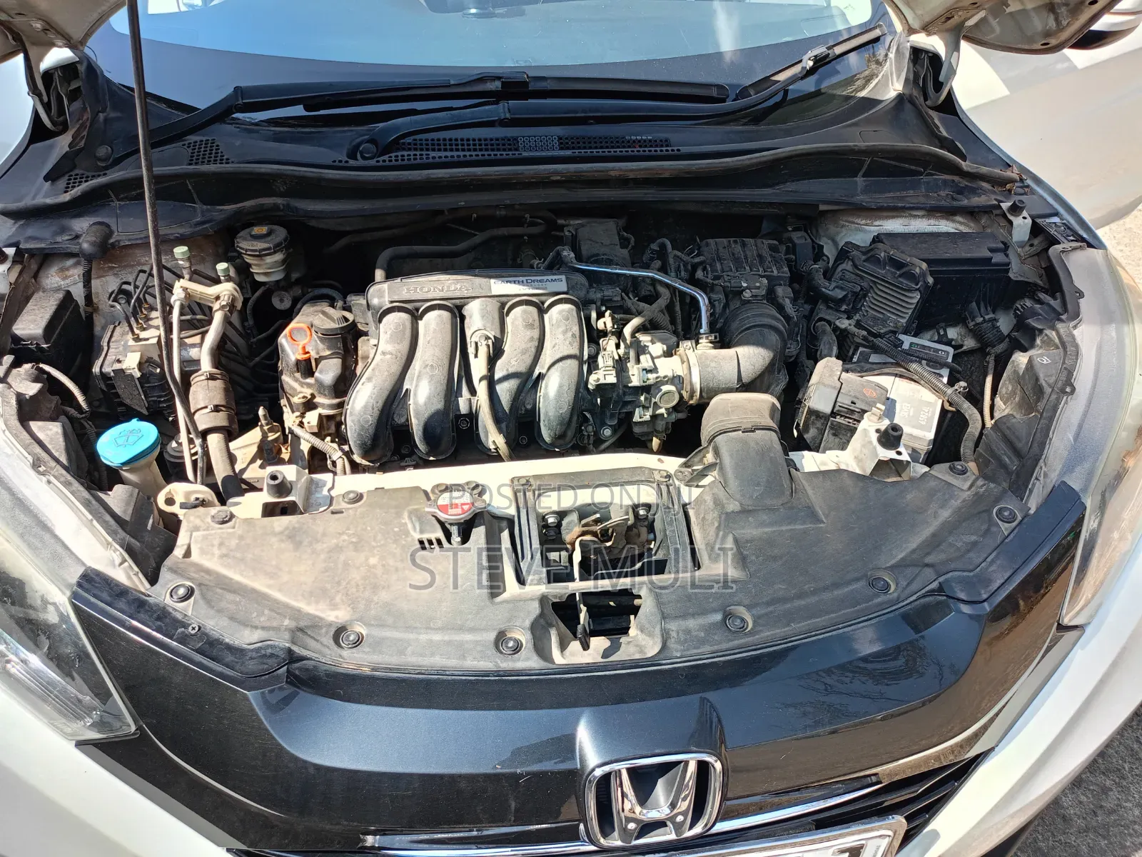 Honda Vezel 2016 White