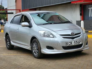 Toyota Belta 2009 Silver