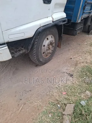 Isuzu FSR F33 2010 White