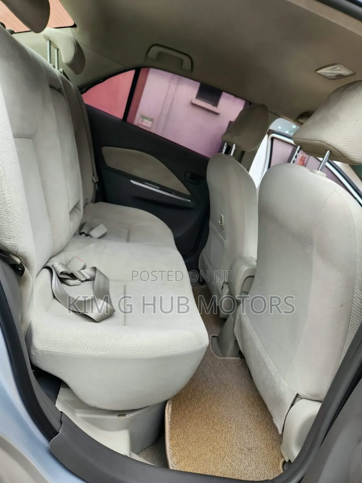Toyota Belta 2009 Silver