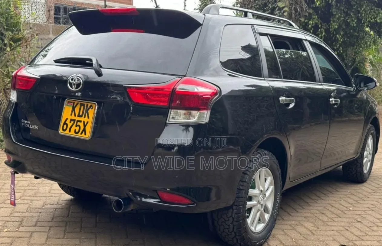Toyota Corolla Fielder 2015 Black