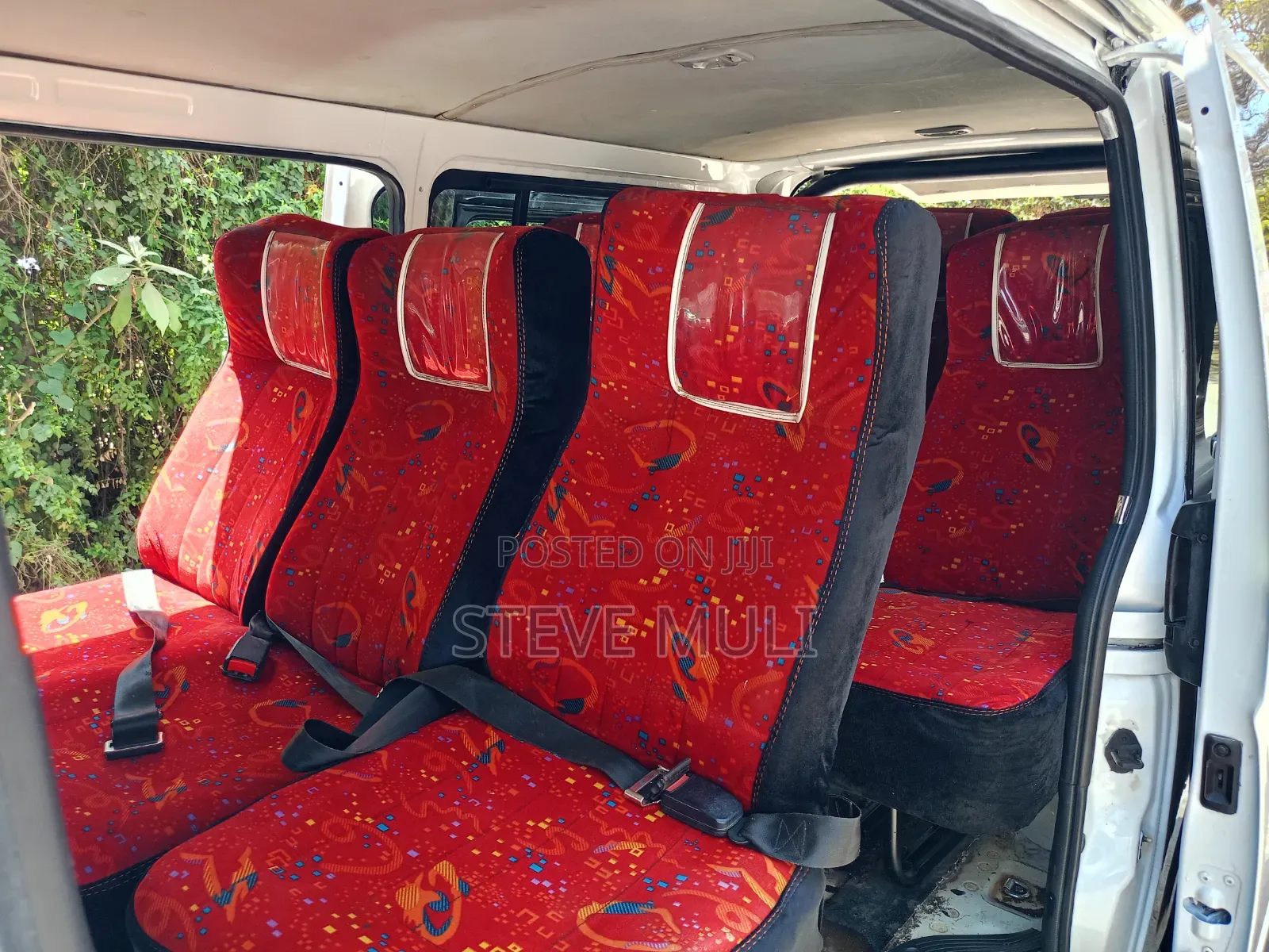 Toyota HiAce 2013 White