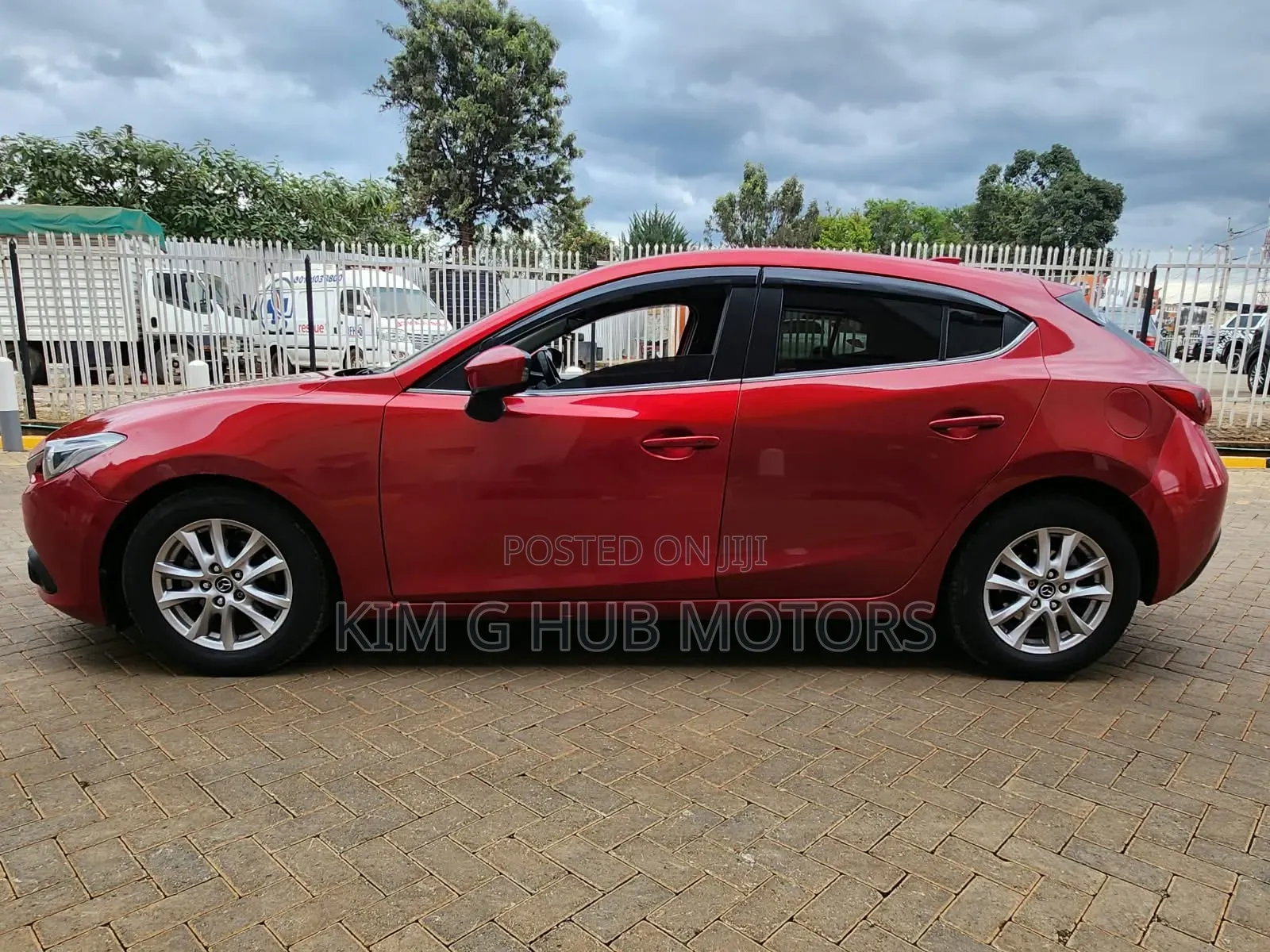 Mazda Axela 2015 Red