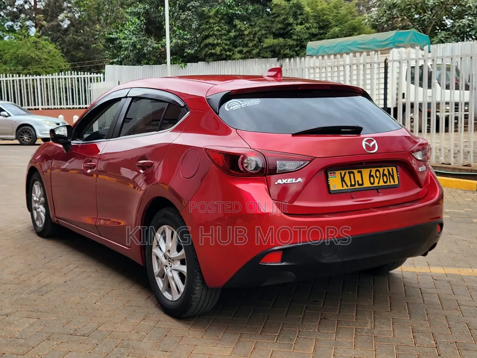 Mazda Axela 2015 Red