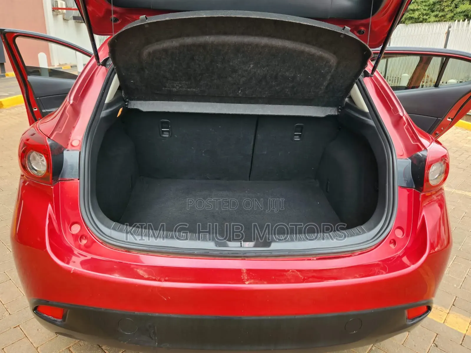 Mazda Axela 2015 Red