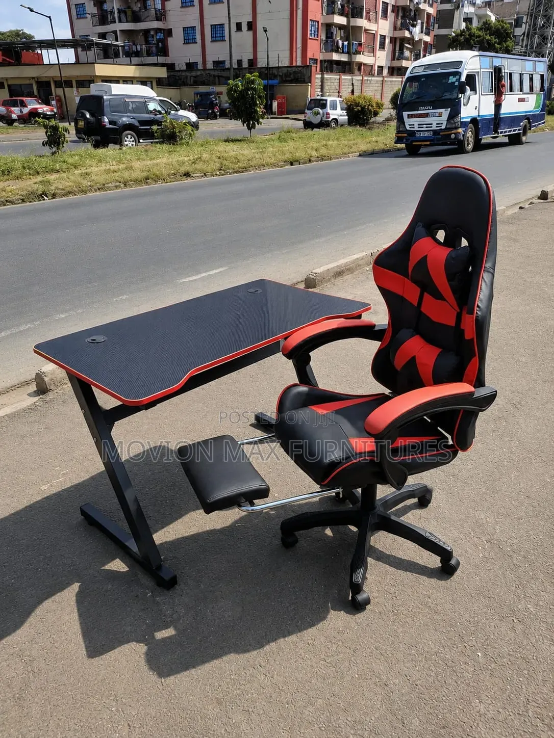 Gaming Table-Vantage Chair