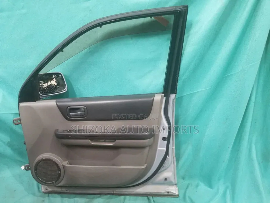 F Door Assy Rh Nissan X-Trail Nt30 2001