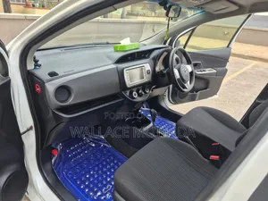 Toyota Vitz 2015 White