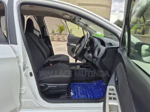Toyota Vitz 2015 White