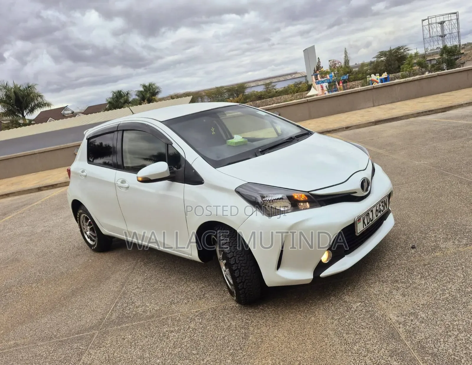 Toyota Vitz 2015 White