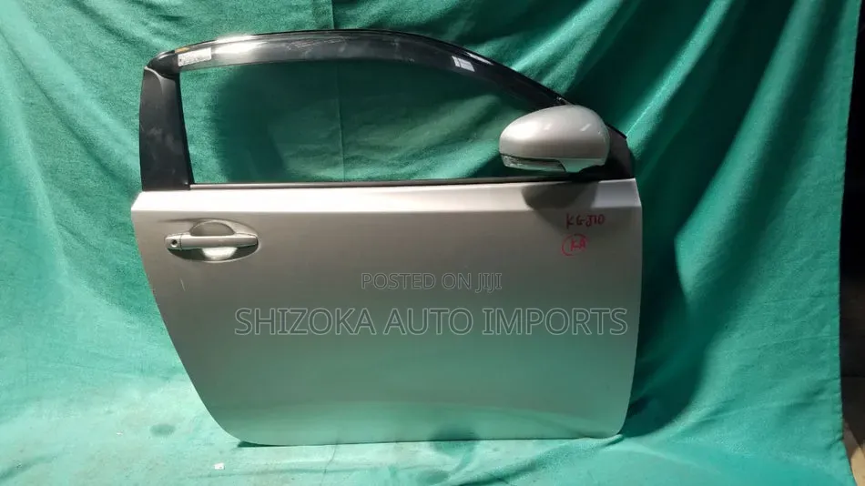 F Door Assy Rh Toyota Iq 2009