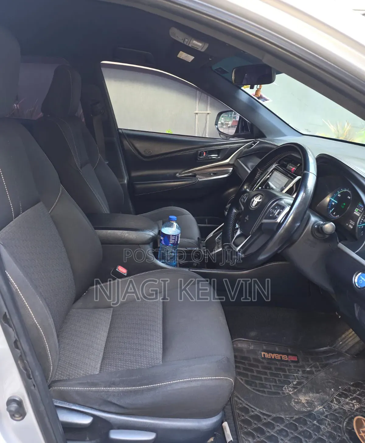 Toyota Harrier 2.5 Hybrid 4WD 2015 Silver
