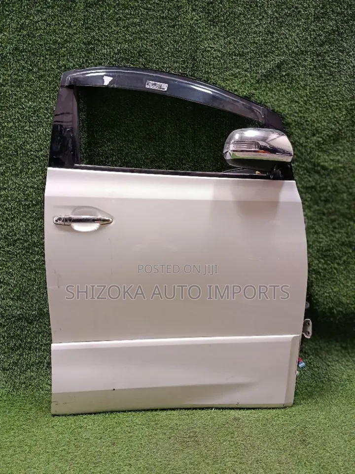 F Door Assy Rh Toyota Vellfire  2010