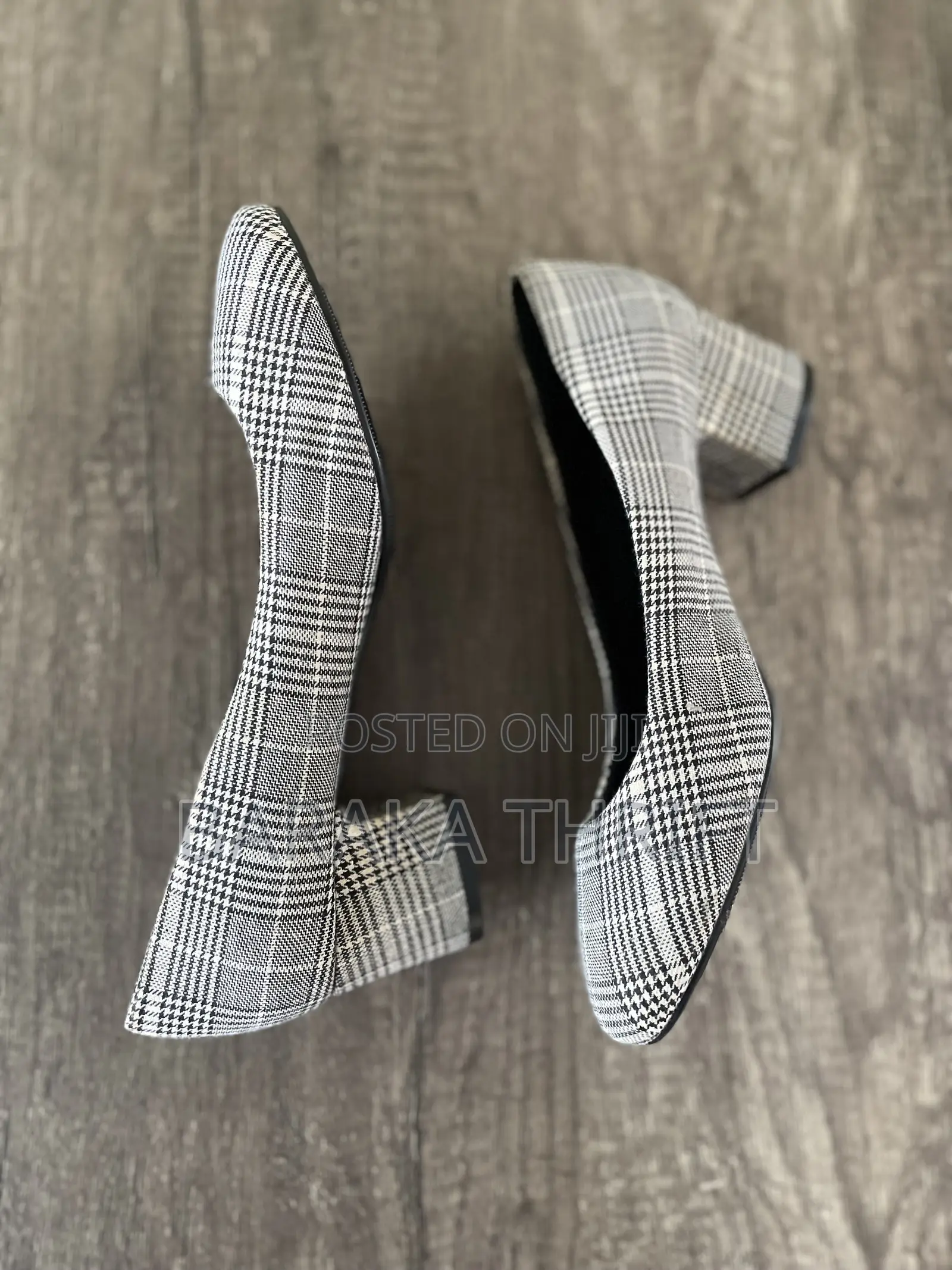 Ladies Marks and Spencer Insolia Heels (Size 4.5 Wide Fit)
