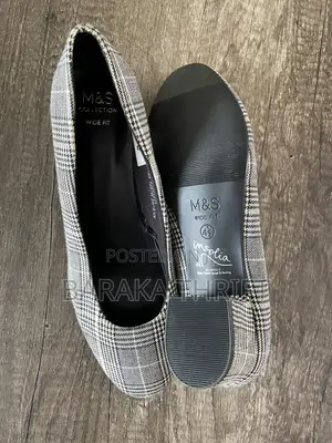 Ladies Marks and Spencer Insolia Heels (Size 4.5 Wide Fit)